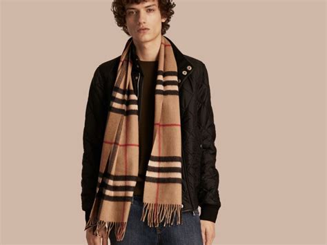 historia burberry